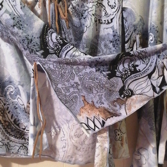 Petite blouse - Picture 3 of 3